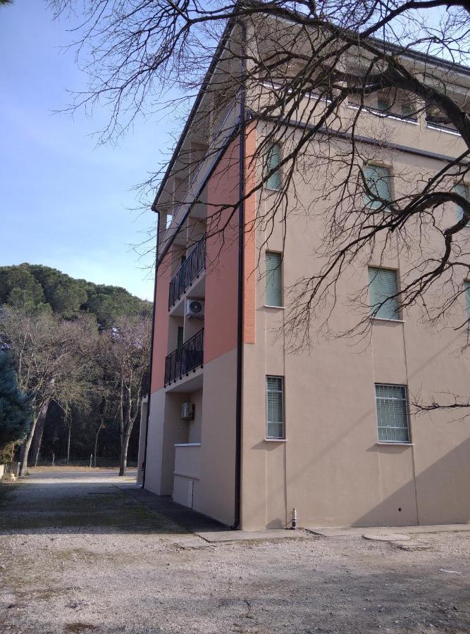 Mare Pineta Apartment Лидо ди Волано Екстериор снимка